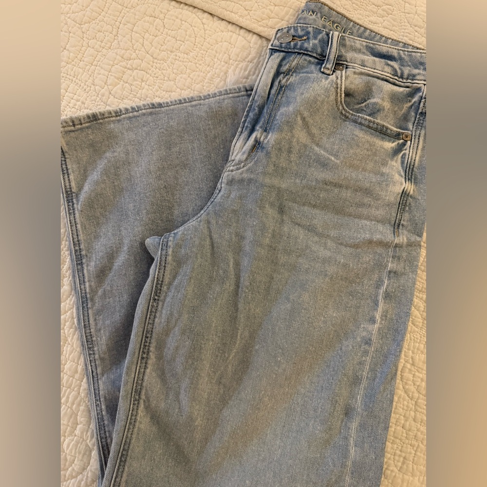 Women's Light Blue Jeans